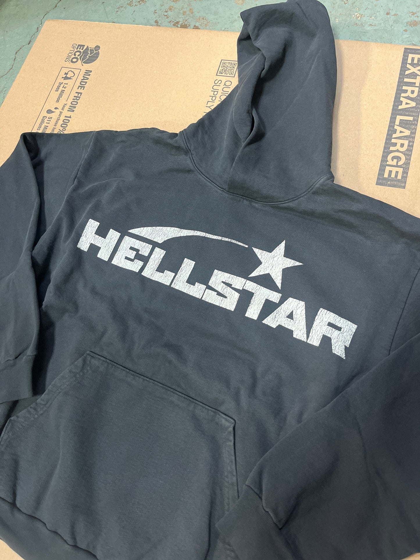 Hellstar hoodie (XL)