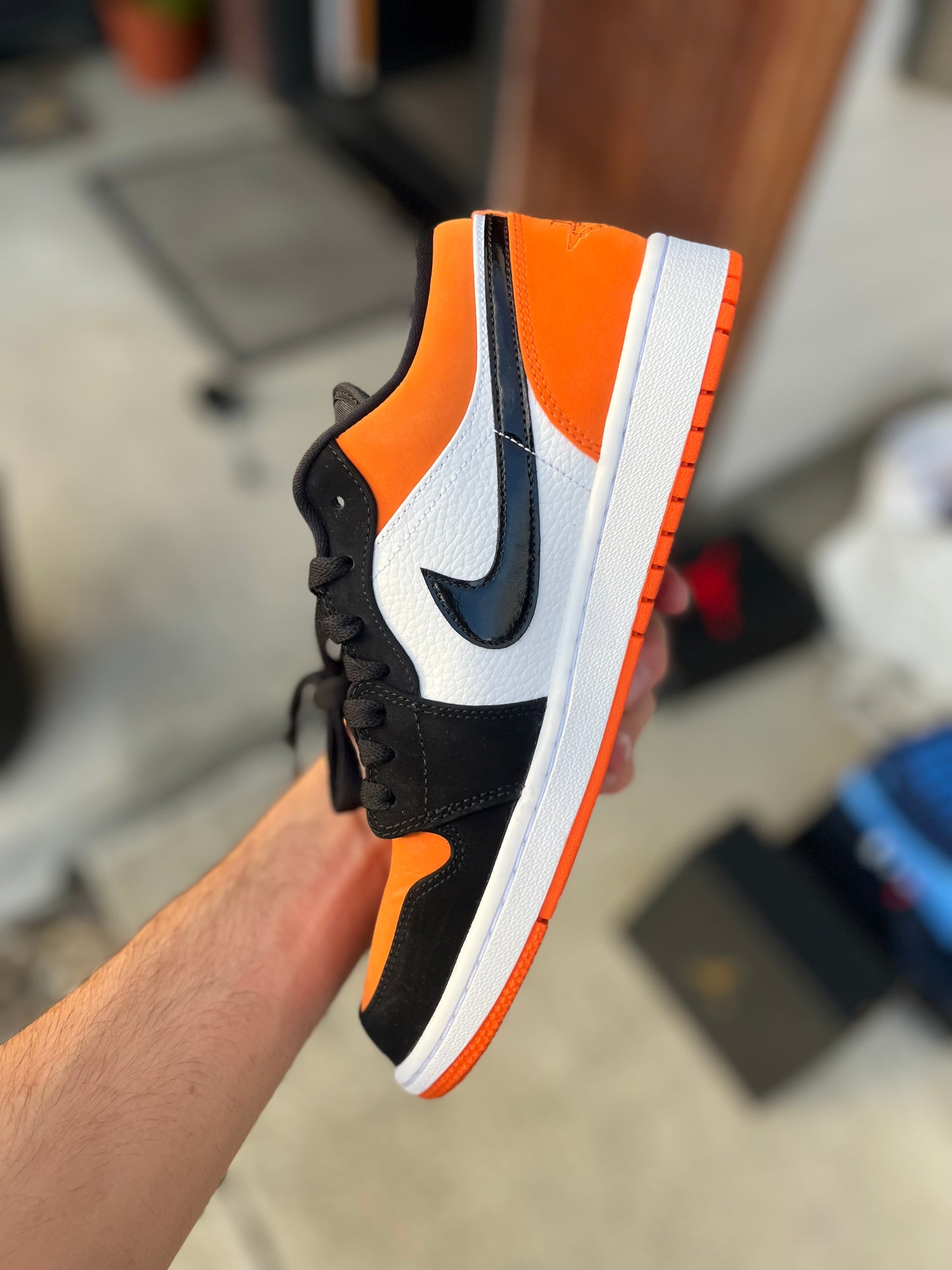 (Size 10.5)