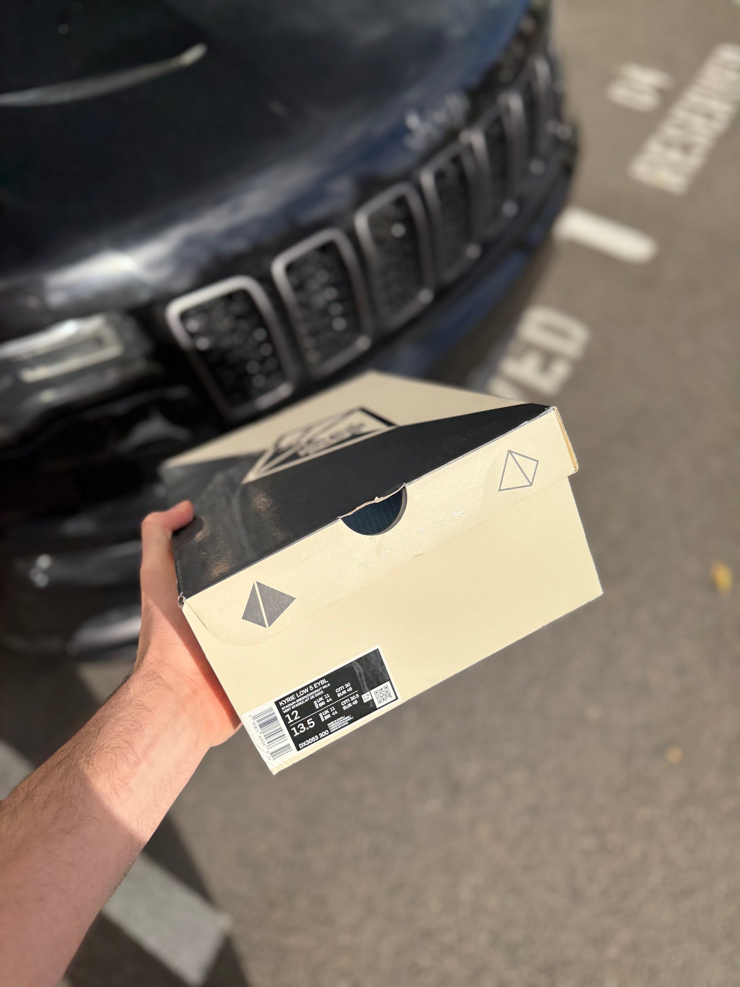 Kyrie 5 Eybl (size 12)