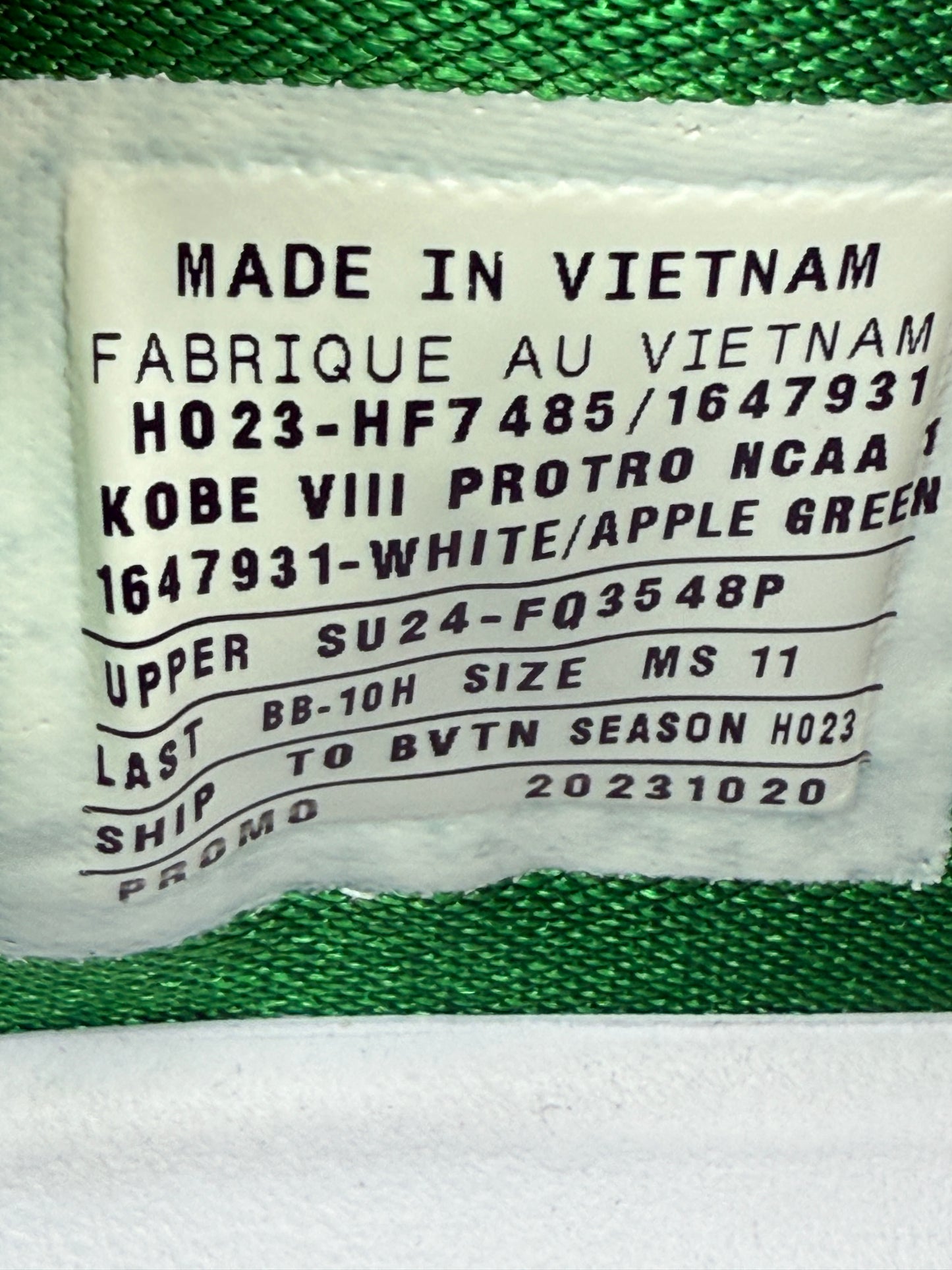 Kobe 8 Oregon PE (size 11)