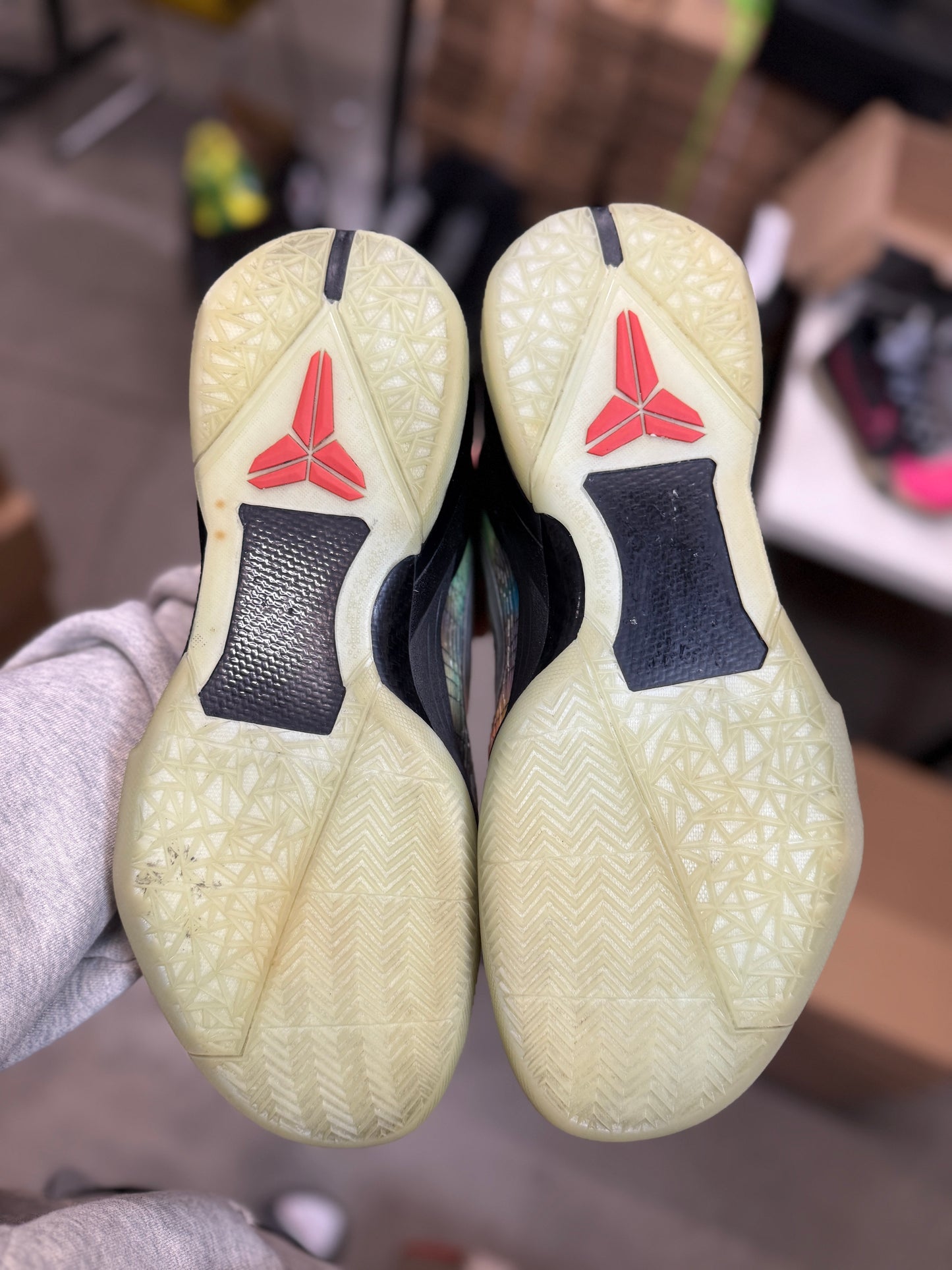 Kobe 7 Galaxy (13)