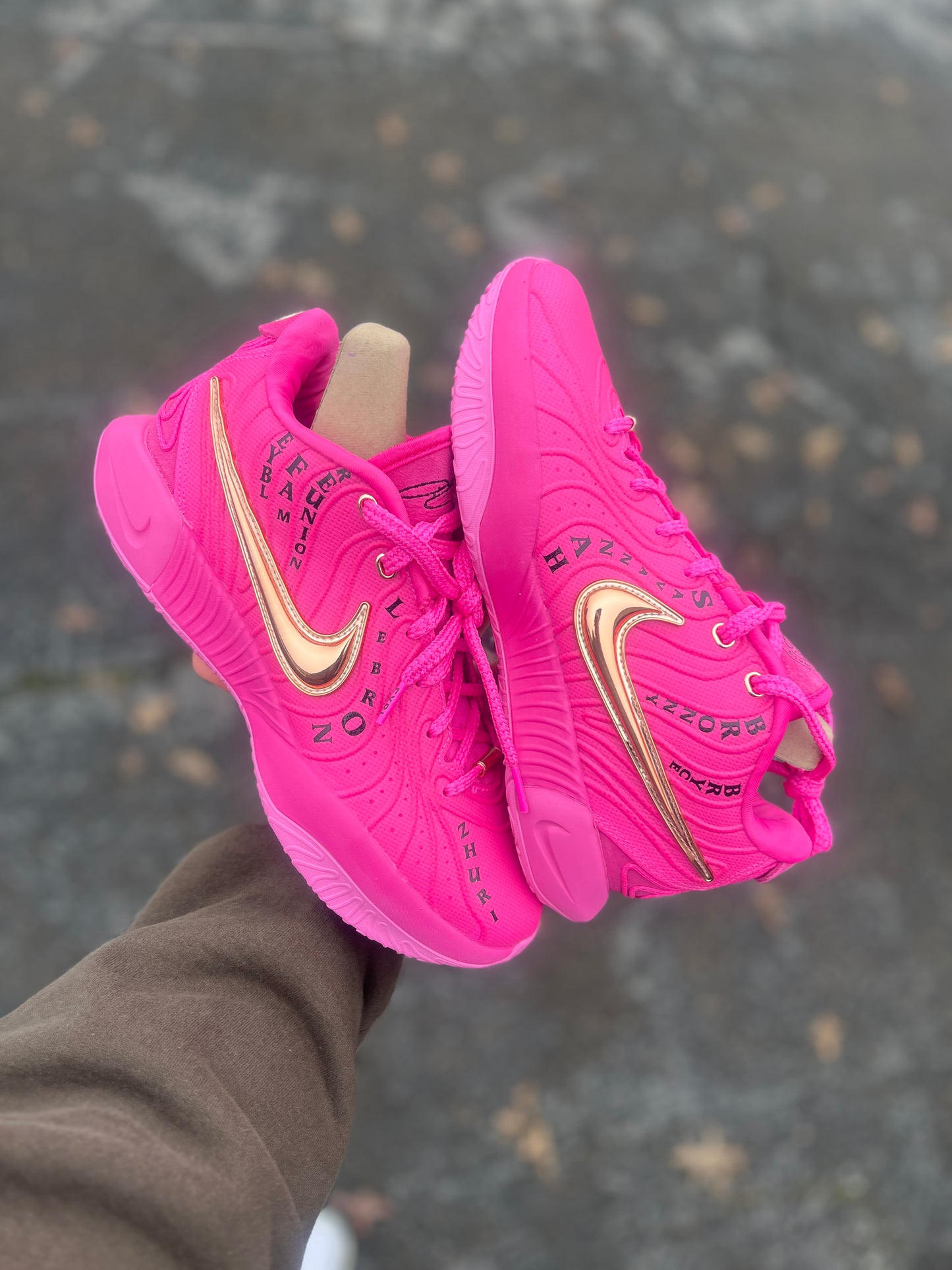 EYBL nationals LeBron (size 8.5,11.5,14,15)