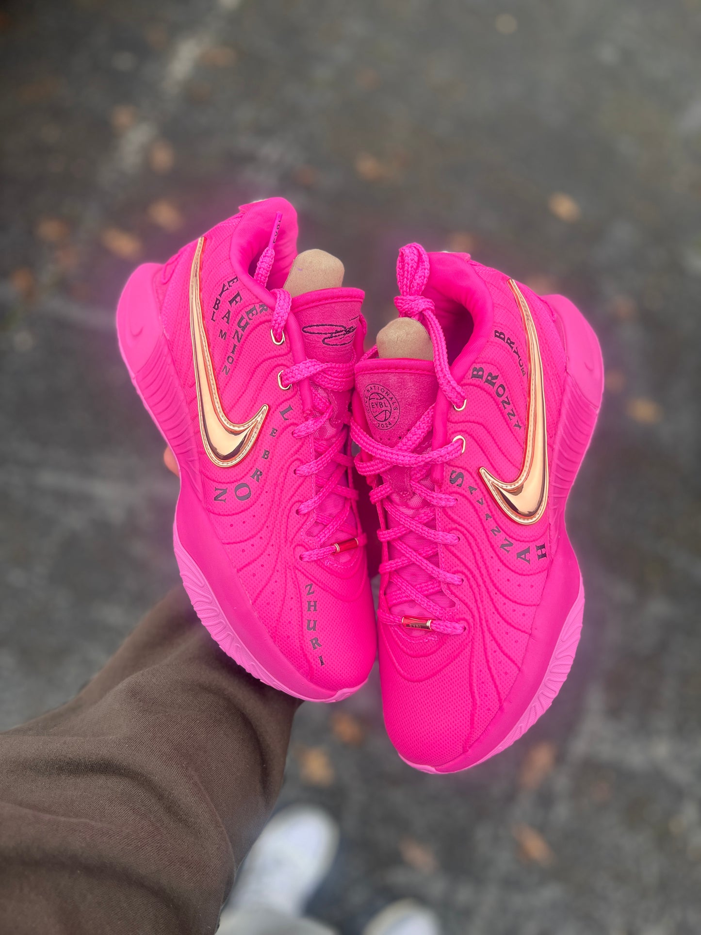 EYBL nationals LeBron (size 8.5,11.5,14,15)