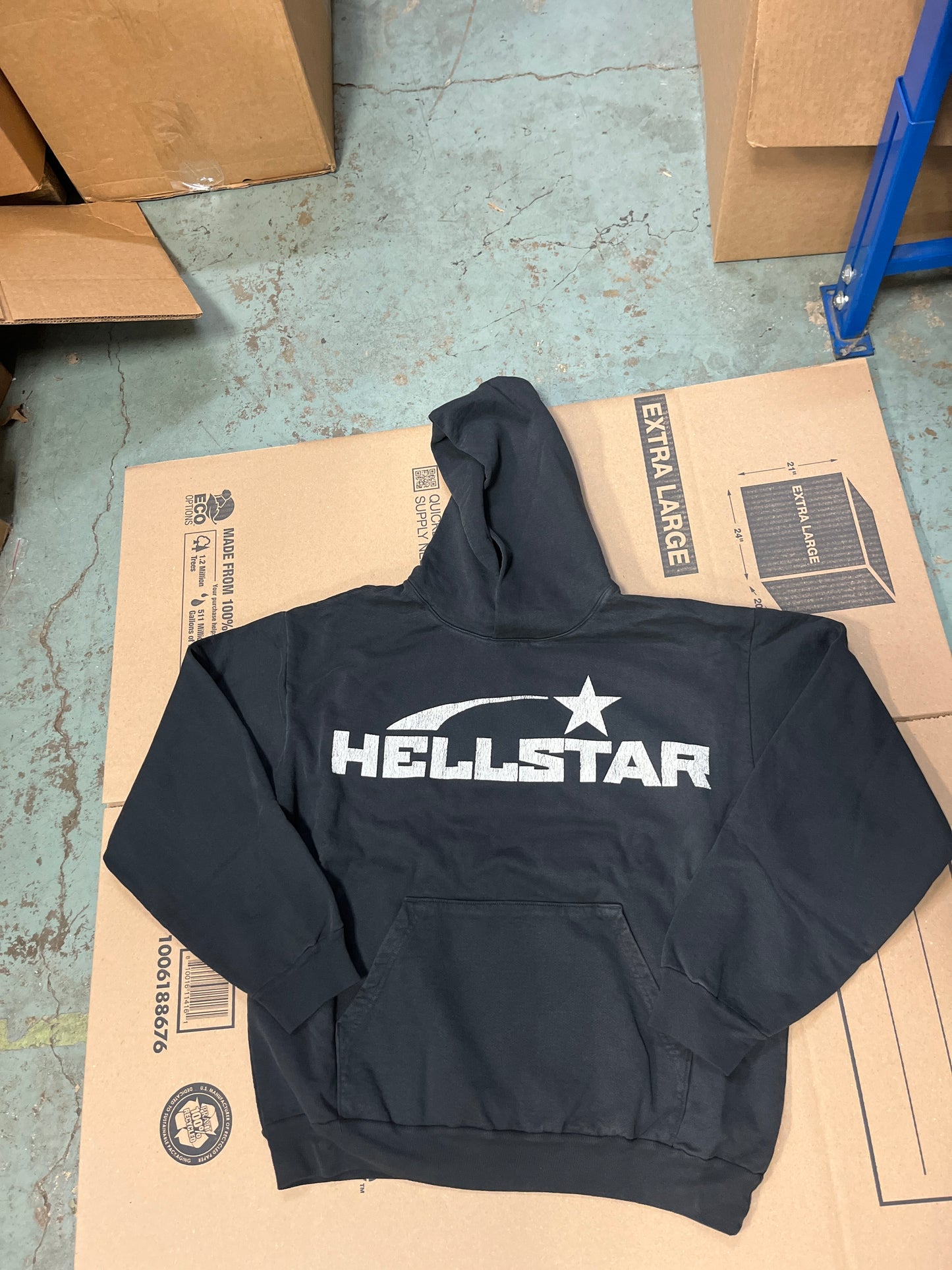Hellstar hoodie (XL)