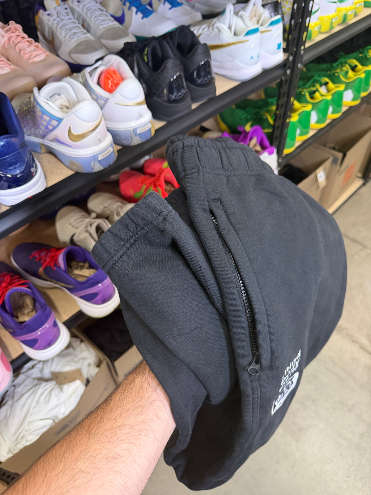 Stussy Academy sweats (L)