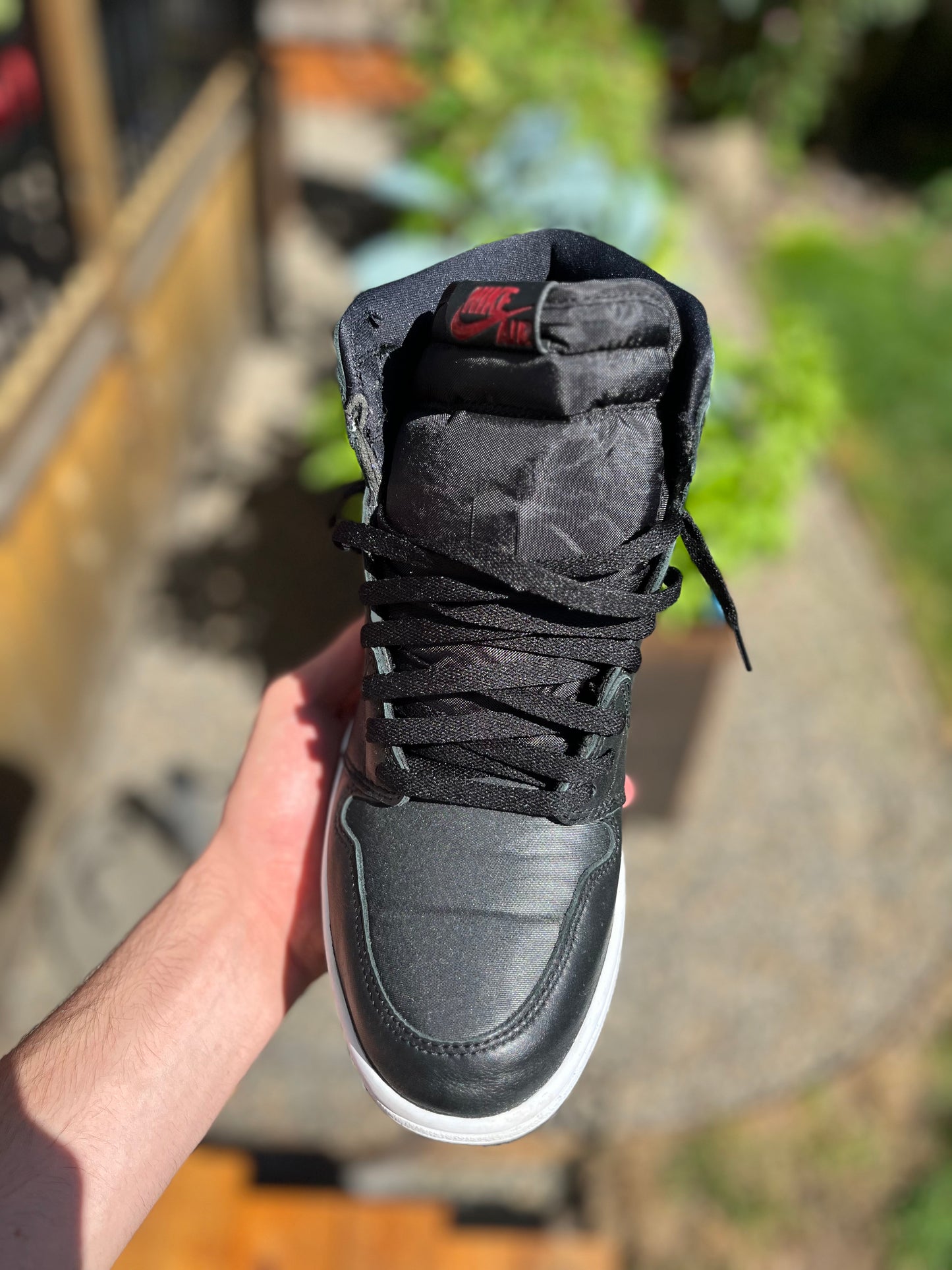 AJ1 ‘Black gym red’ (size 11.5)