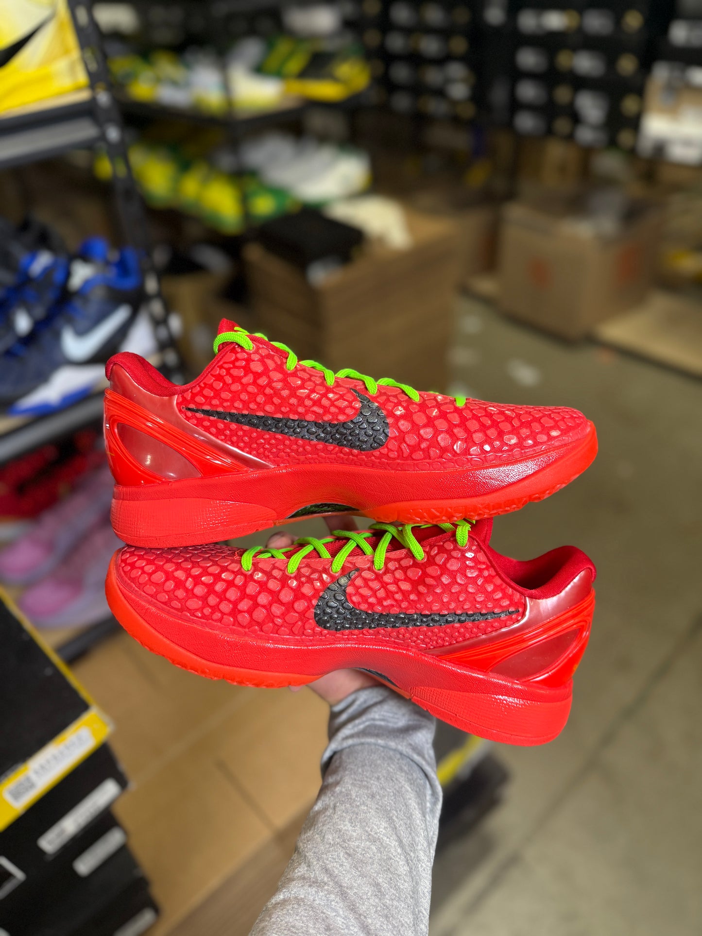 Kobe 6 Reverse Grinch (10)