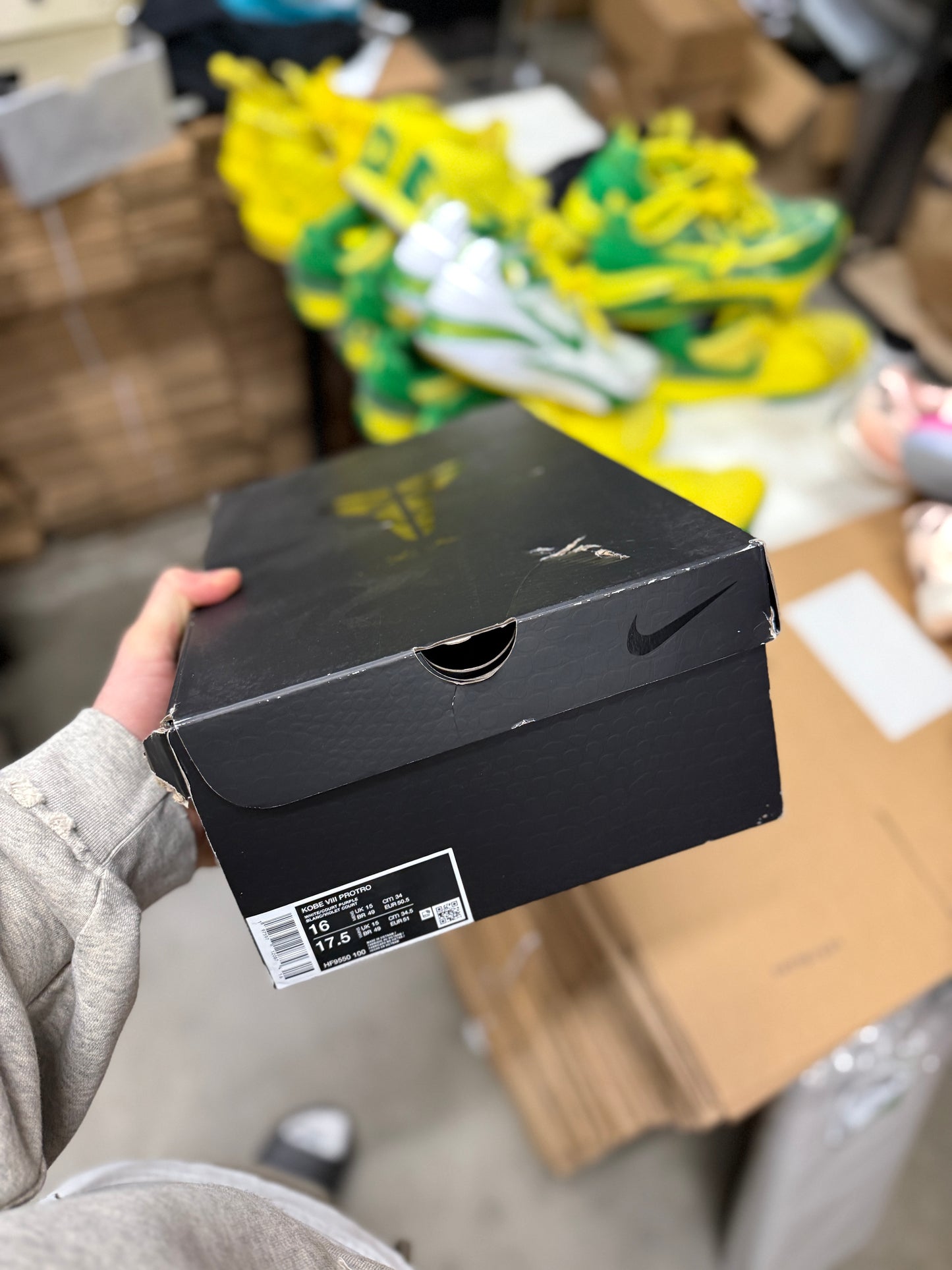 Kobe 8 Lakers home (size 16)