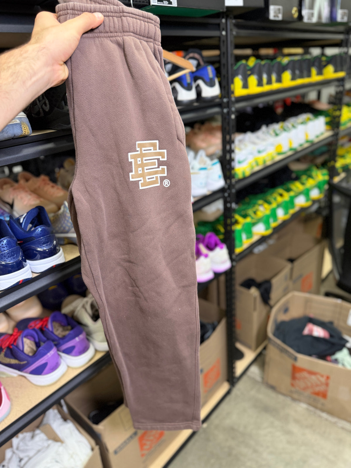 EE sweats (L)