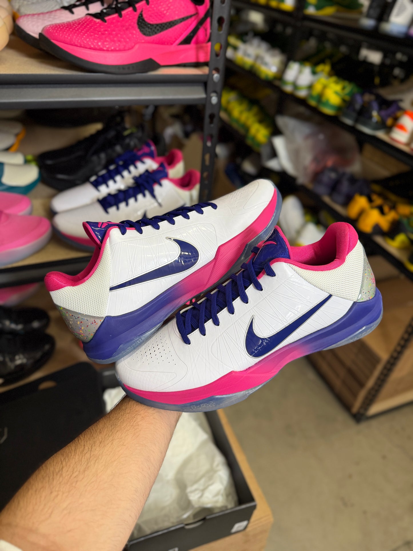 Kobe 5 Kay Yow (13.5)