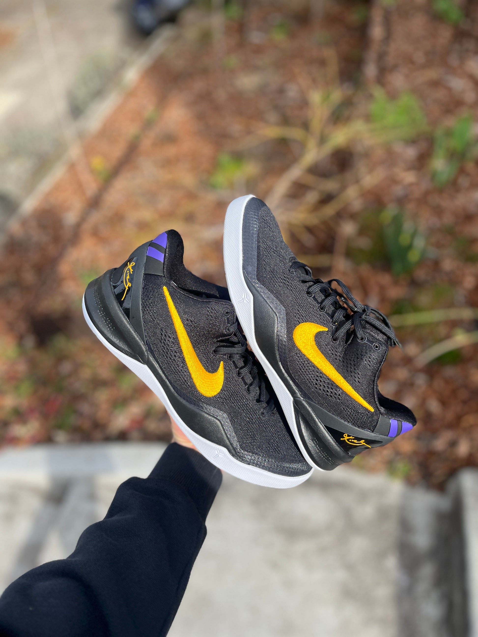 Lakers away 8s (size 7y)