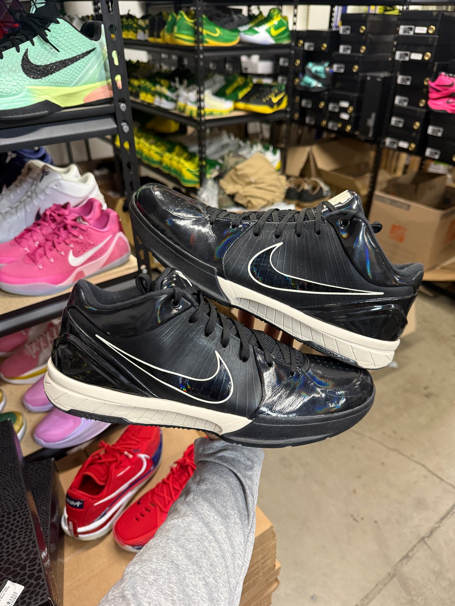 Kobe 4 Undefeated (14)