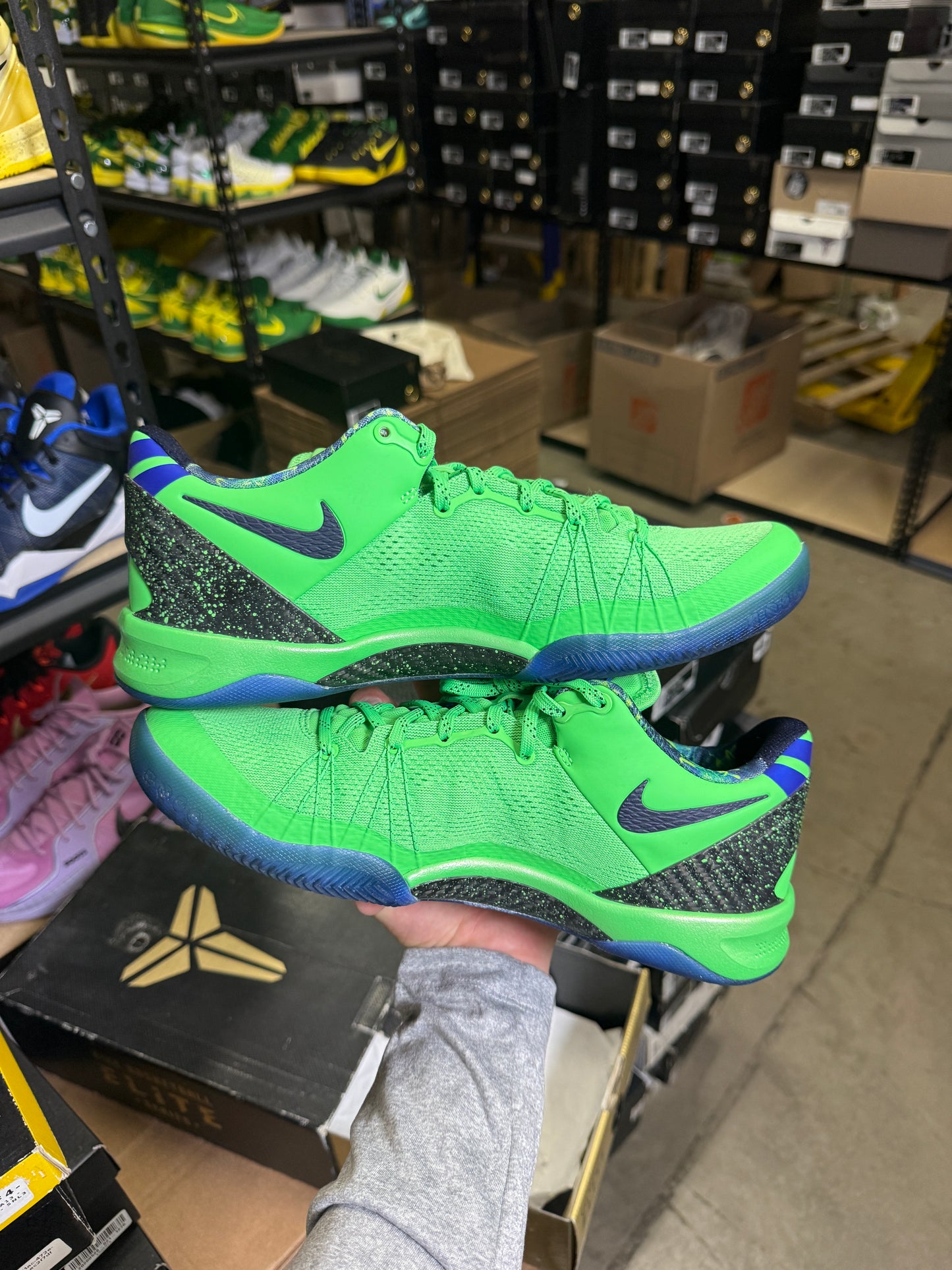 Kobe 8 Super Hero (10)