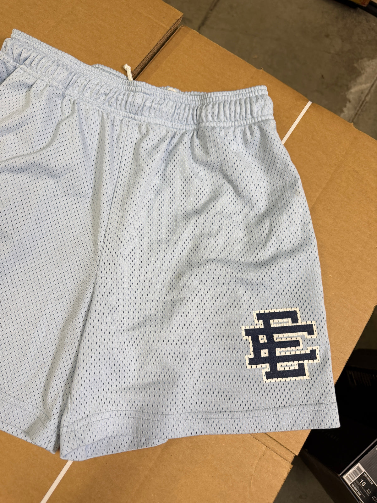 EE shorts (L)