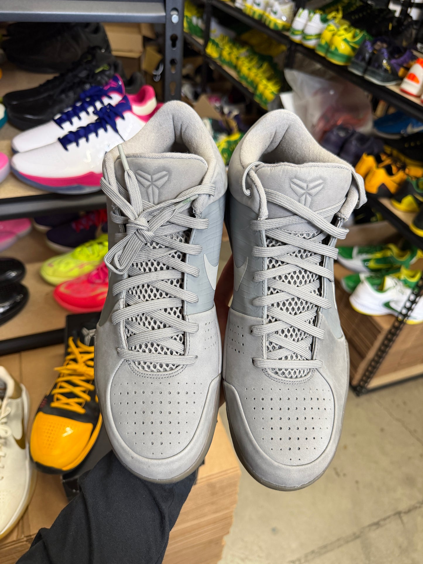 Kobe 4 Fade to Black (13)