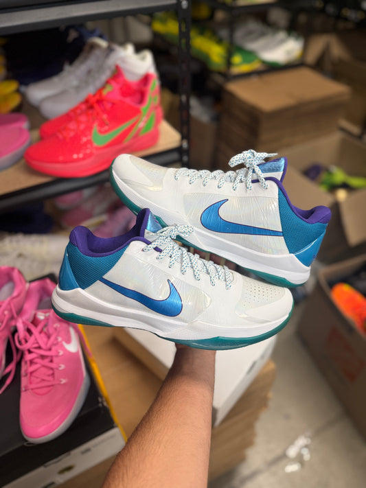 Kobe 5 Draft Day (13)