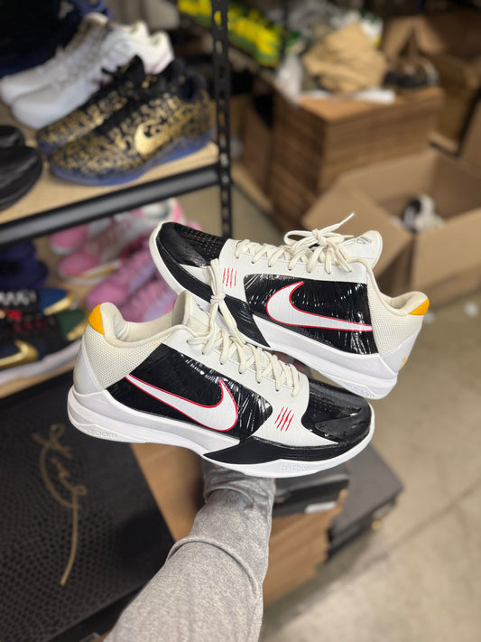 Kobe 5 Reverse Bruce Lee (11.5)