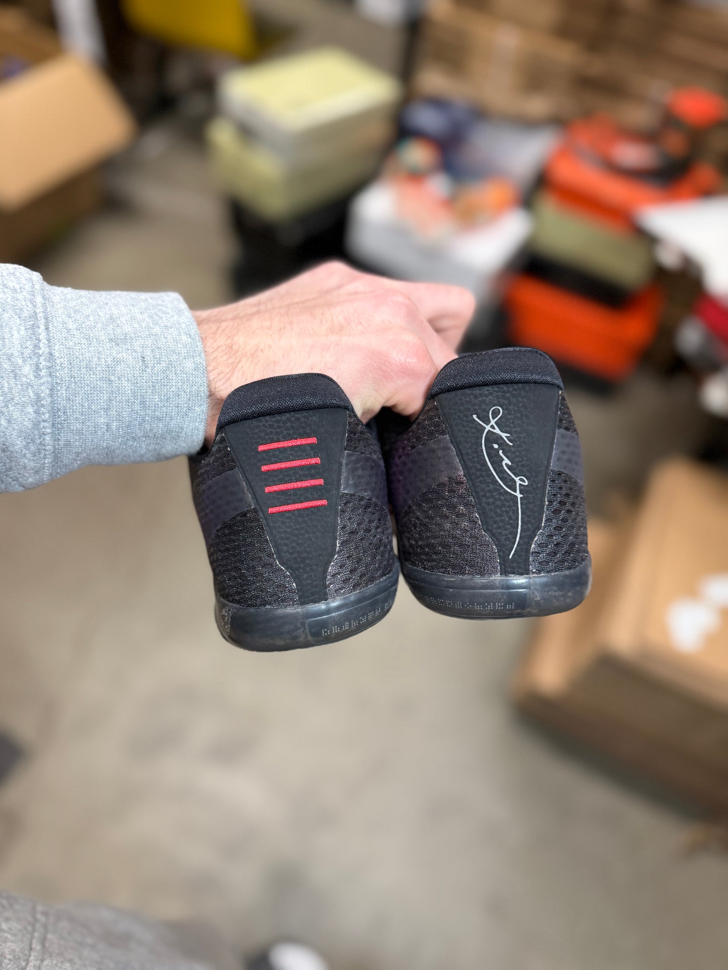 Kobe 11 Sunset (11.5)