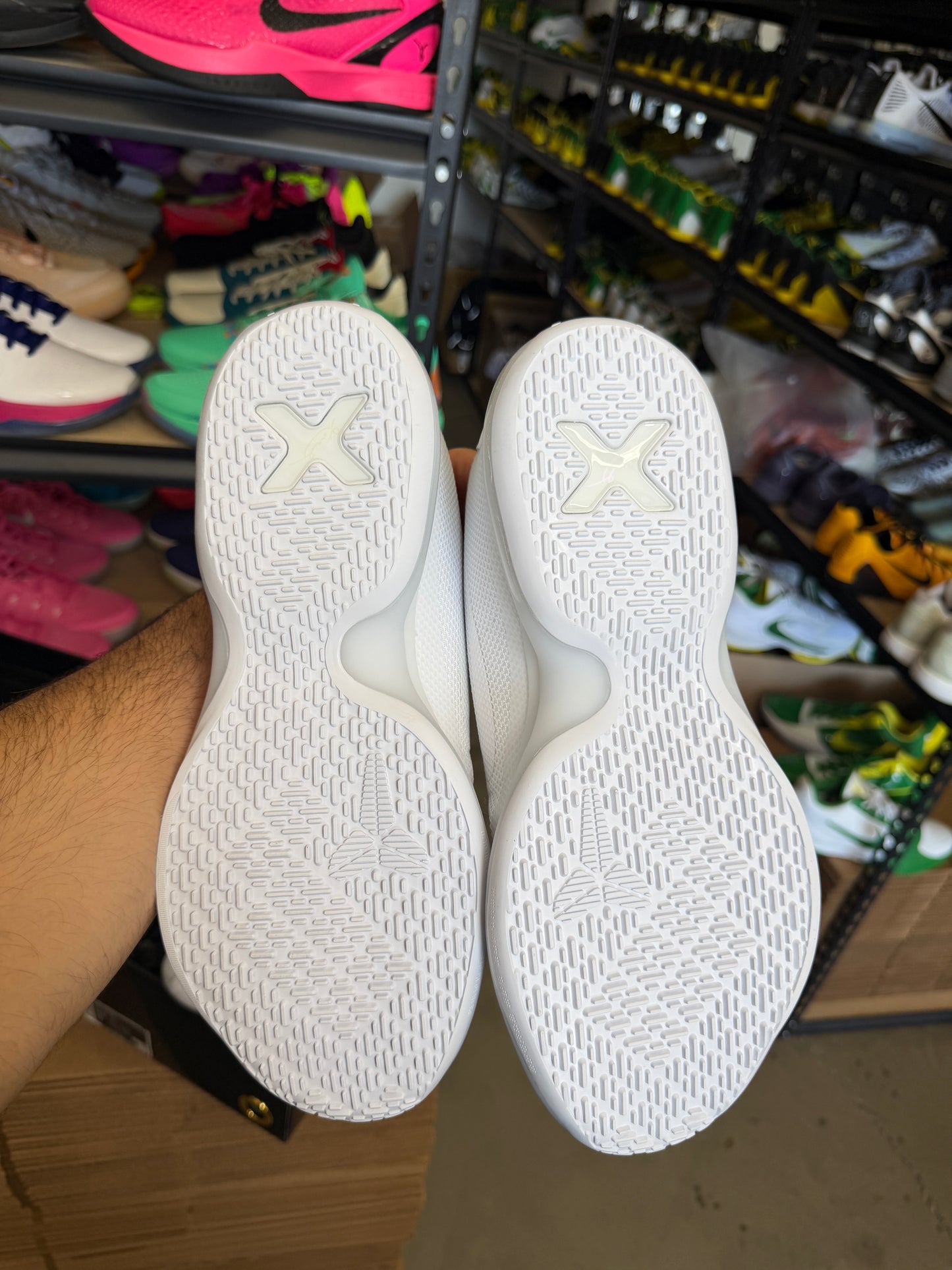 Kobe 10 Halo (10.5)