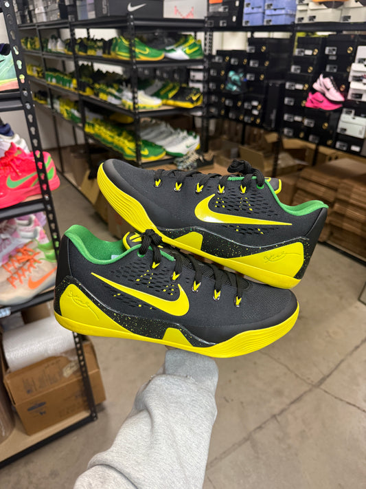 Kobe 9 Oregon PE (11.5)