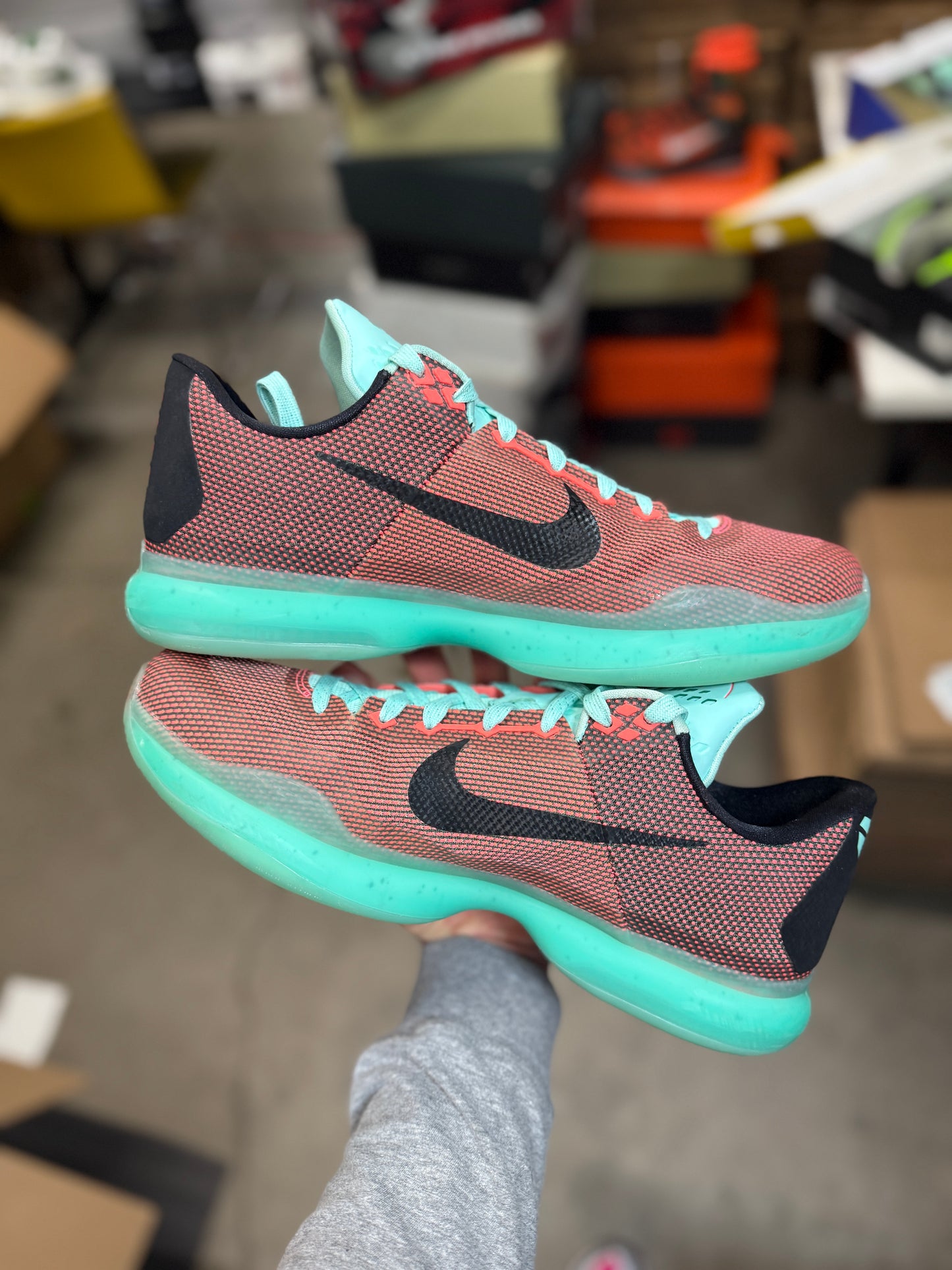Kobe 10 Easter (11.5)
