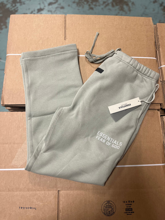 Essentials relaxed sweats (size L)