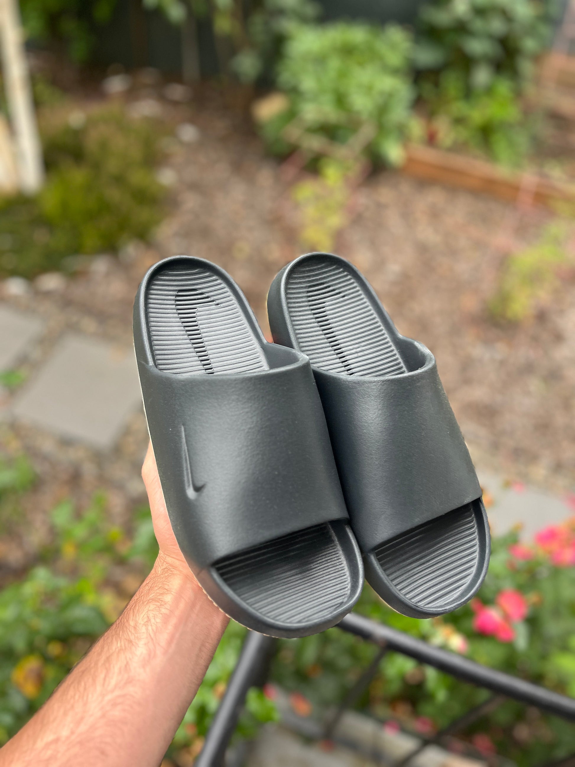 EYBL calm slide (8 / 10 / 11)