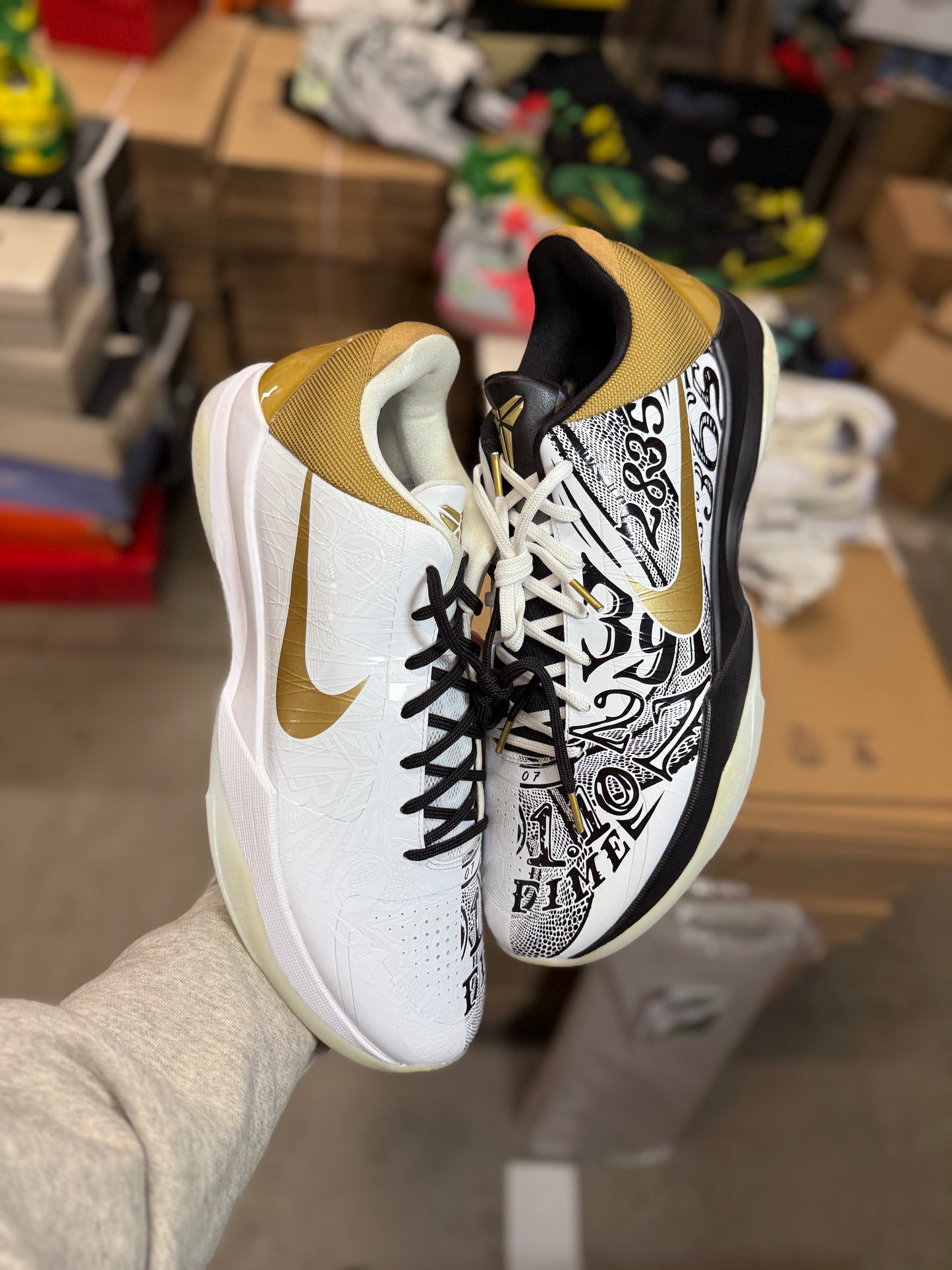 Kobe 5 Big Stage (18)