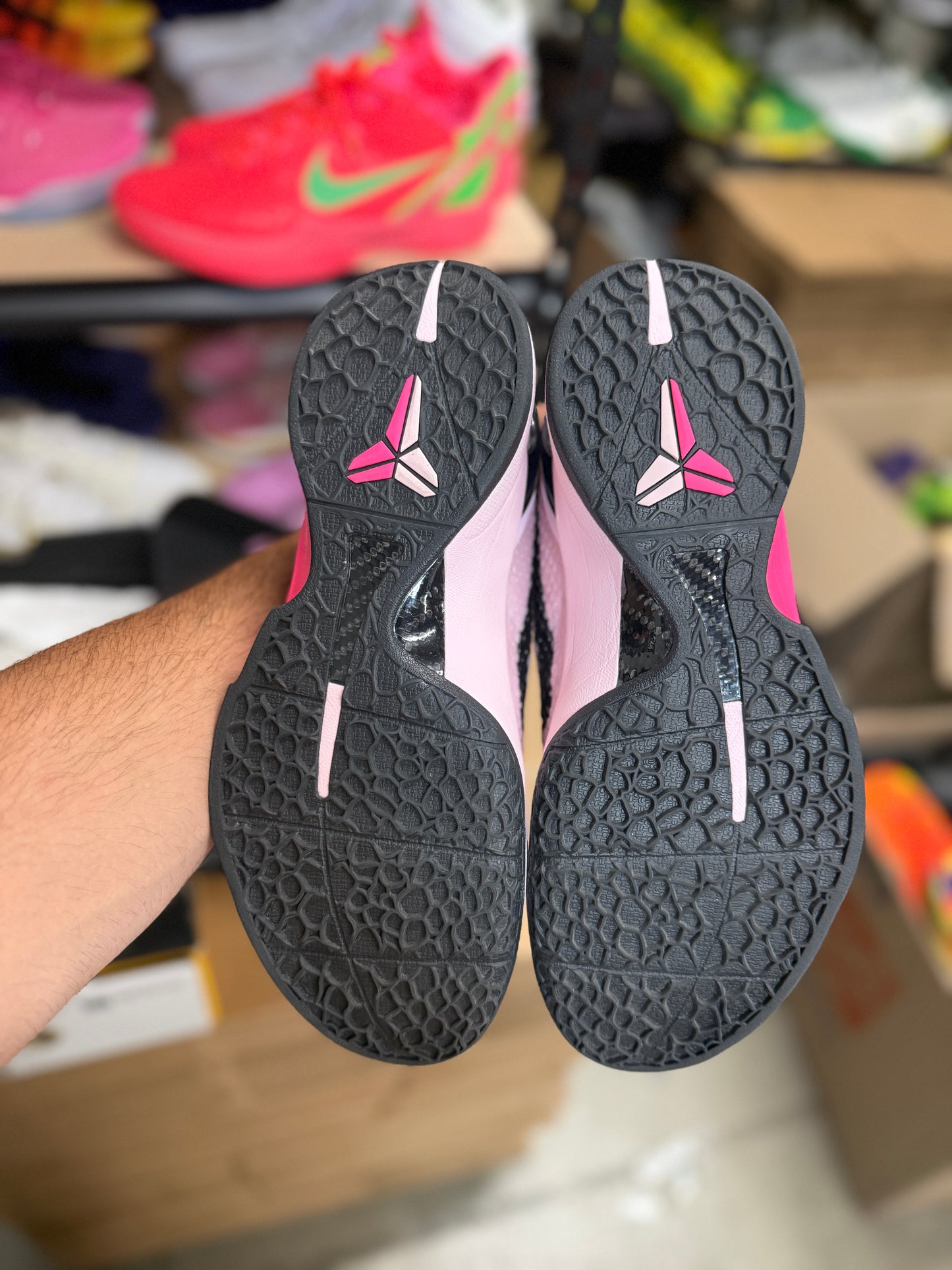Kobe 6 Kay Yow (9.5)