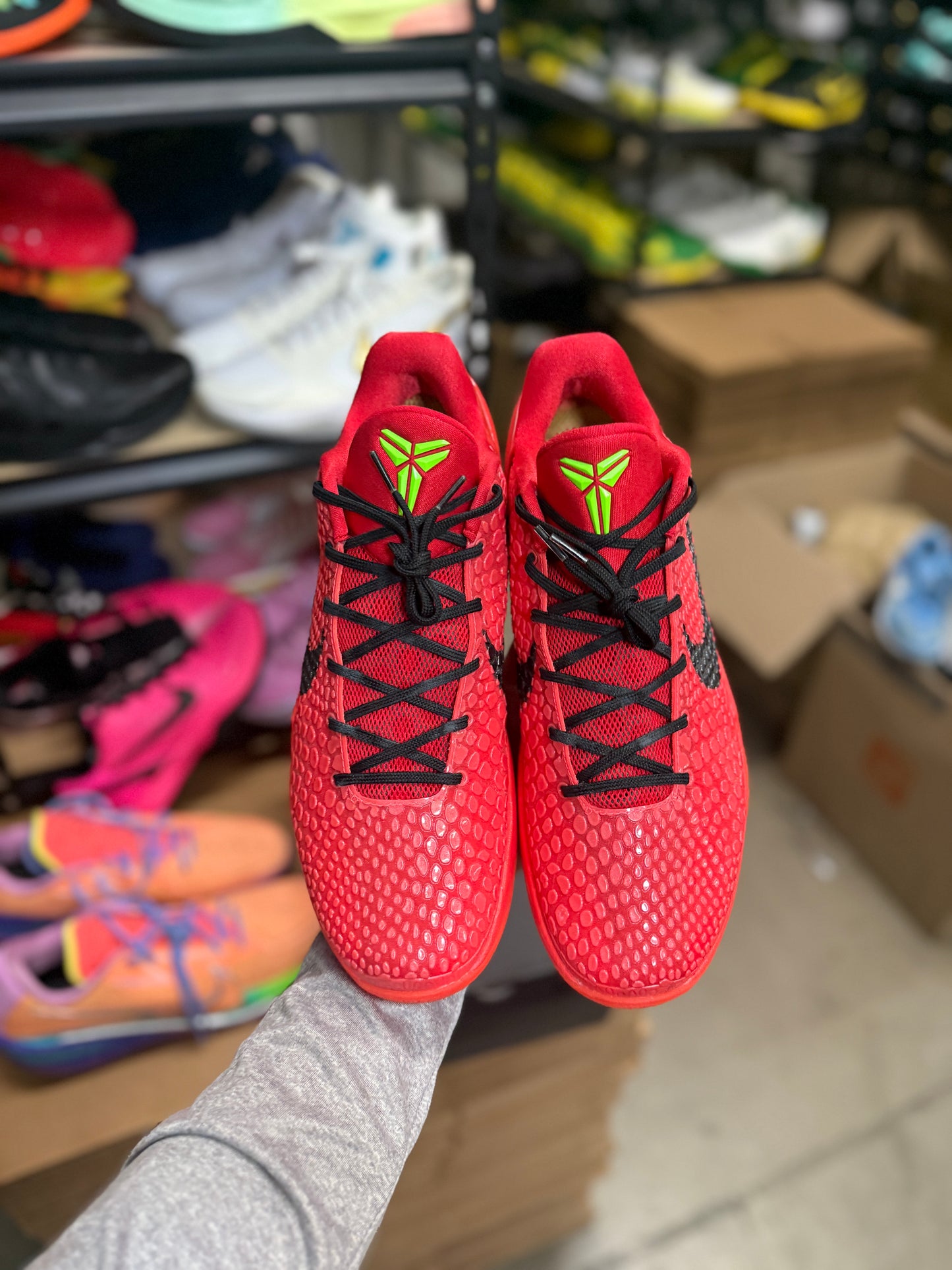 Kobe 6 Reverse Grinch (13)