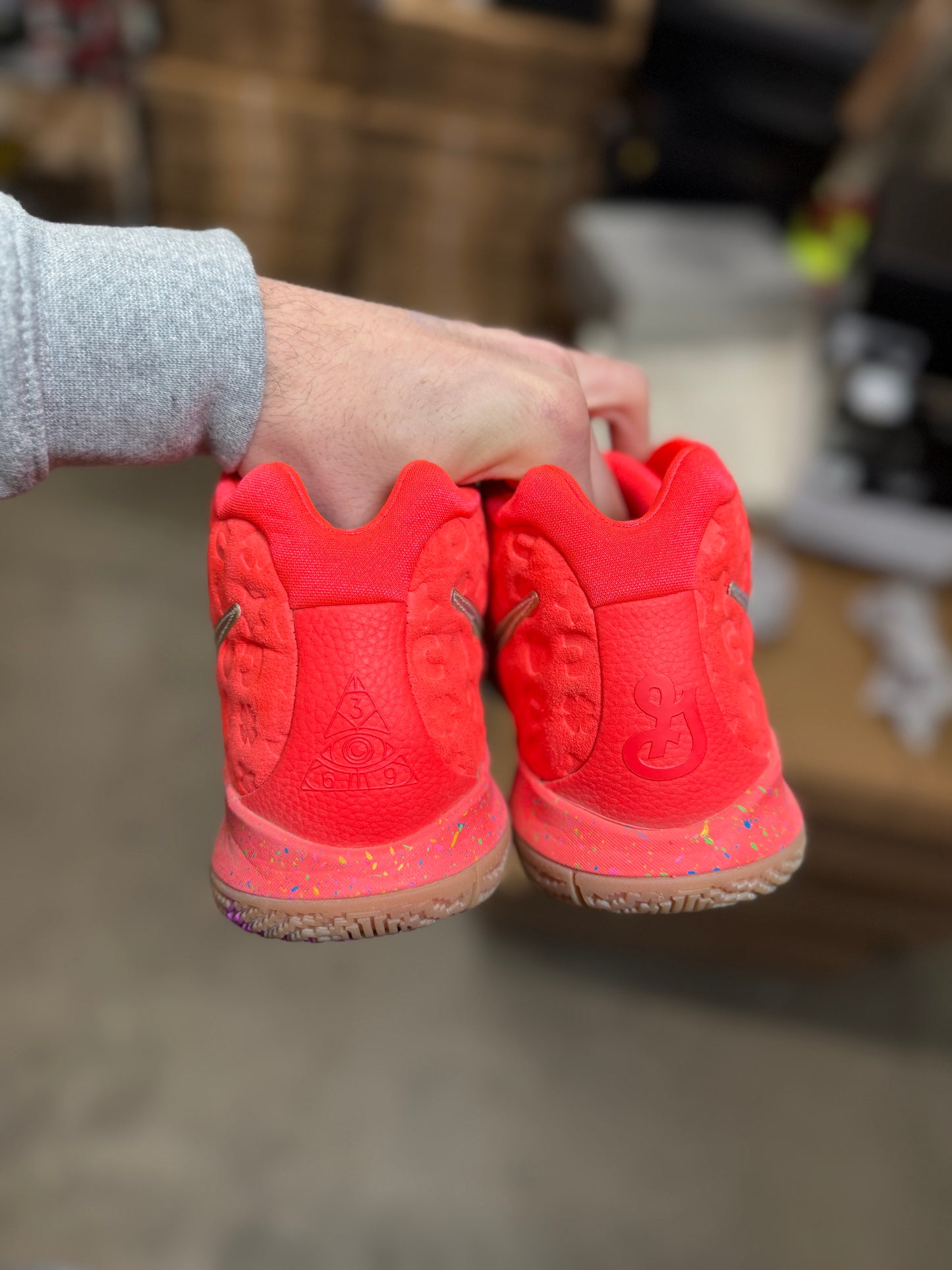 Kyrie Lucky Charms (10)