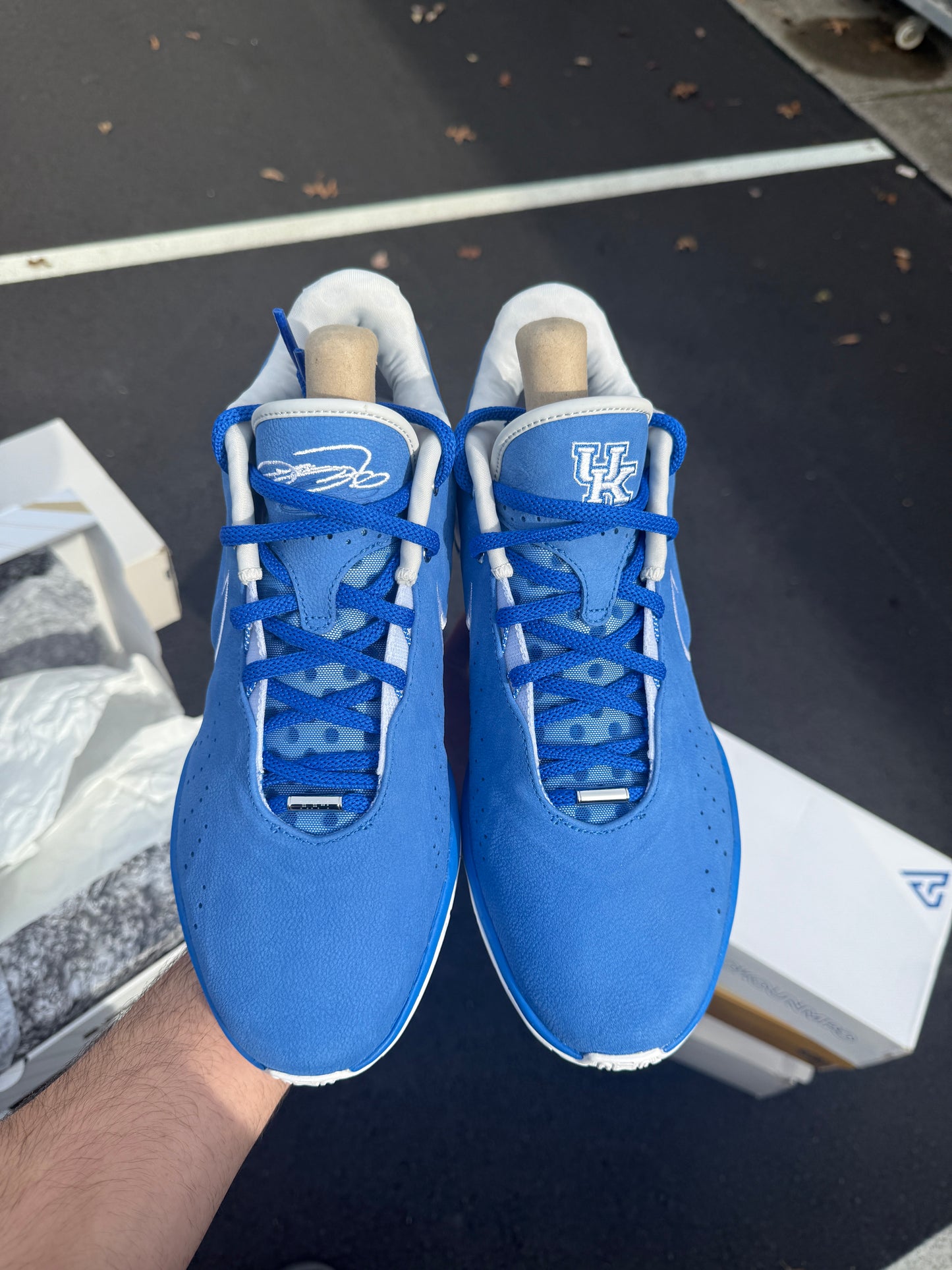 Bron Kentucky PE (size 11)