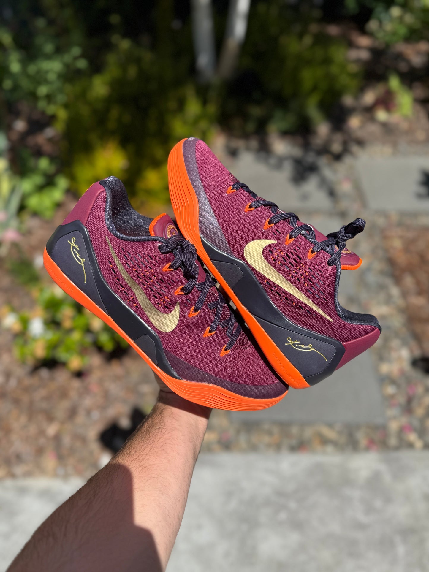 Deep Garnet EM 9 (size 10)