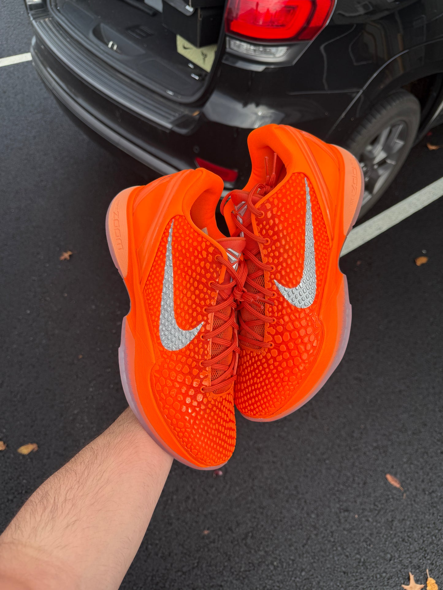 Total Orange 6s (size 13)