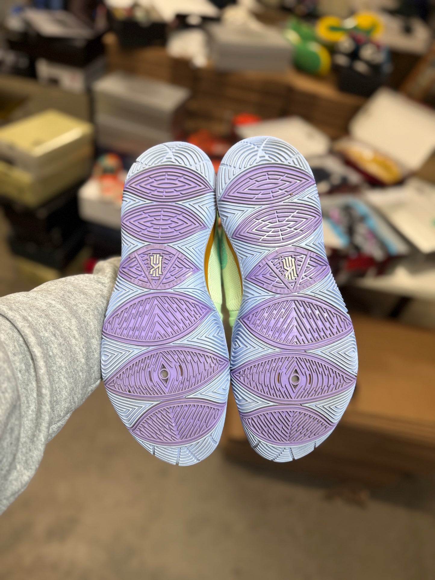 Kyrie Squidword (11)