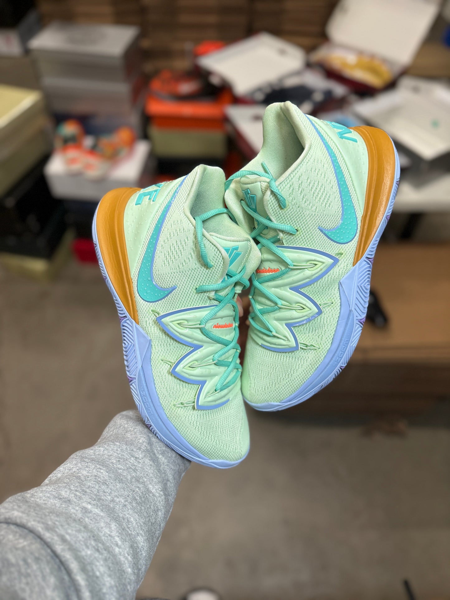 Kyrie Squidword (11)