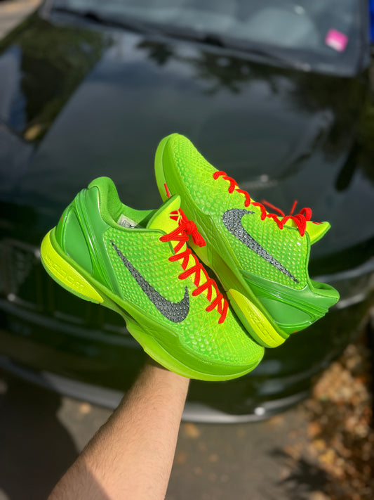 Grinch (size 9.5)