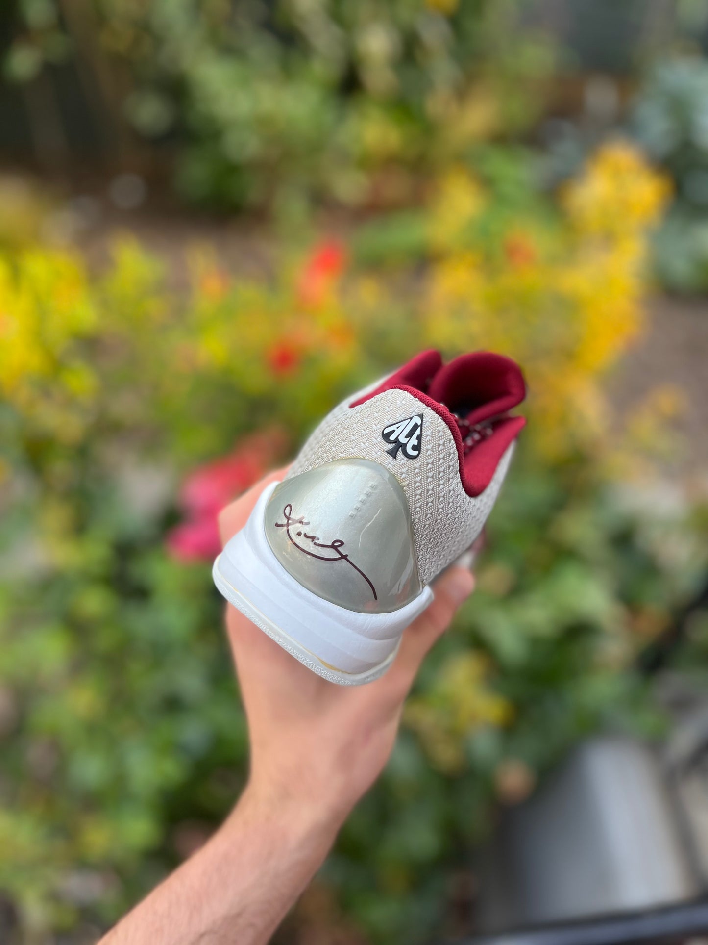 Merion aces away (size 9.5)