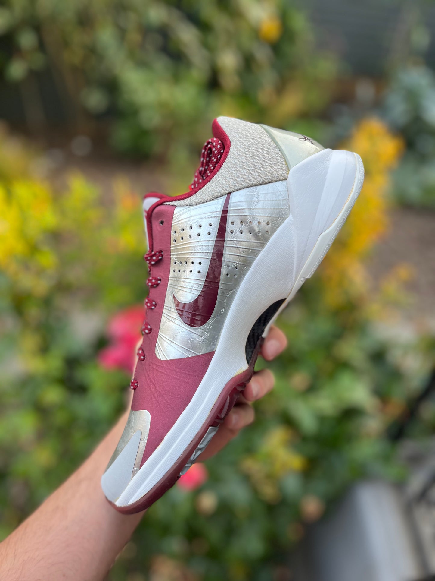 Merion aces away (size 9.5)