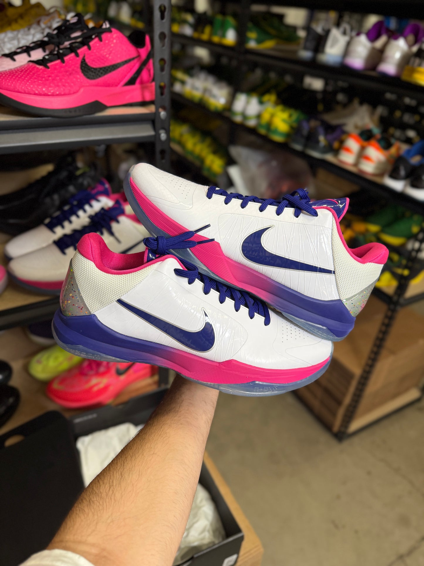 Kobe 5 Kay Yow (13.5)