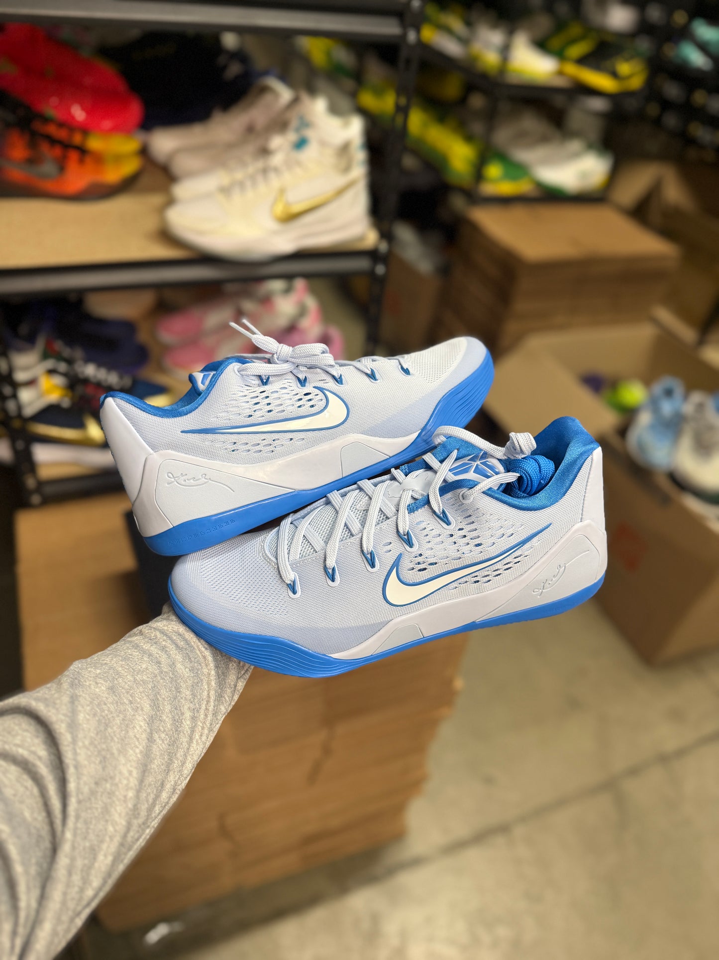 Kobe 9 Hydrogen (13)