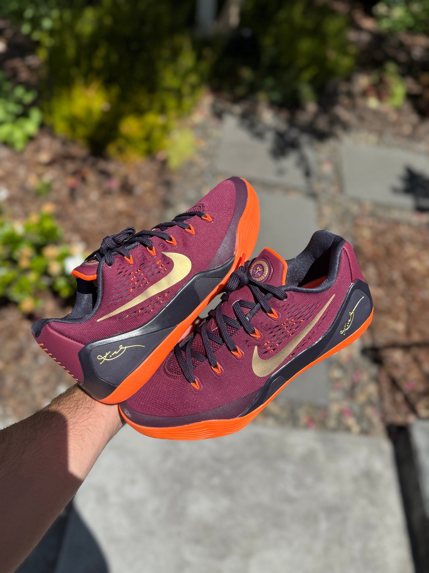 Deep Garnet EM 9 (size 10)