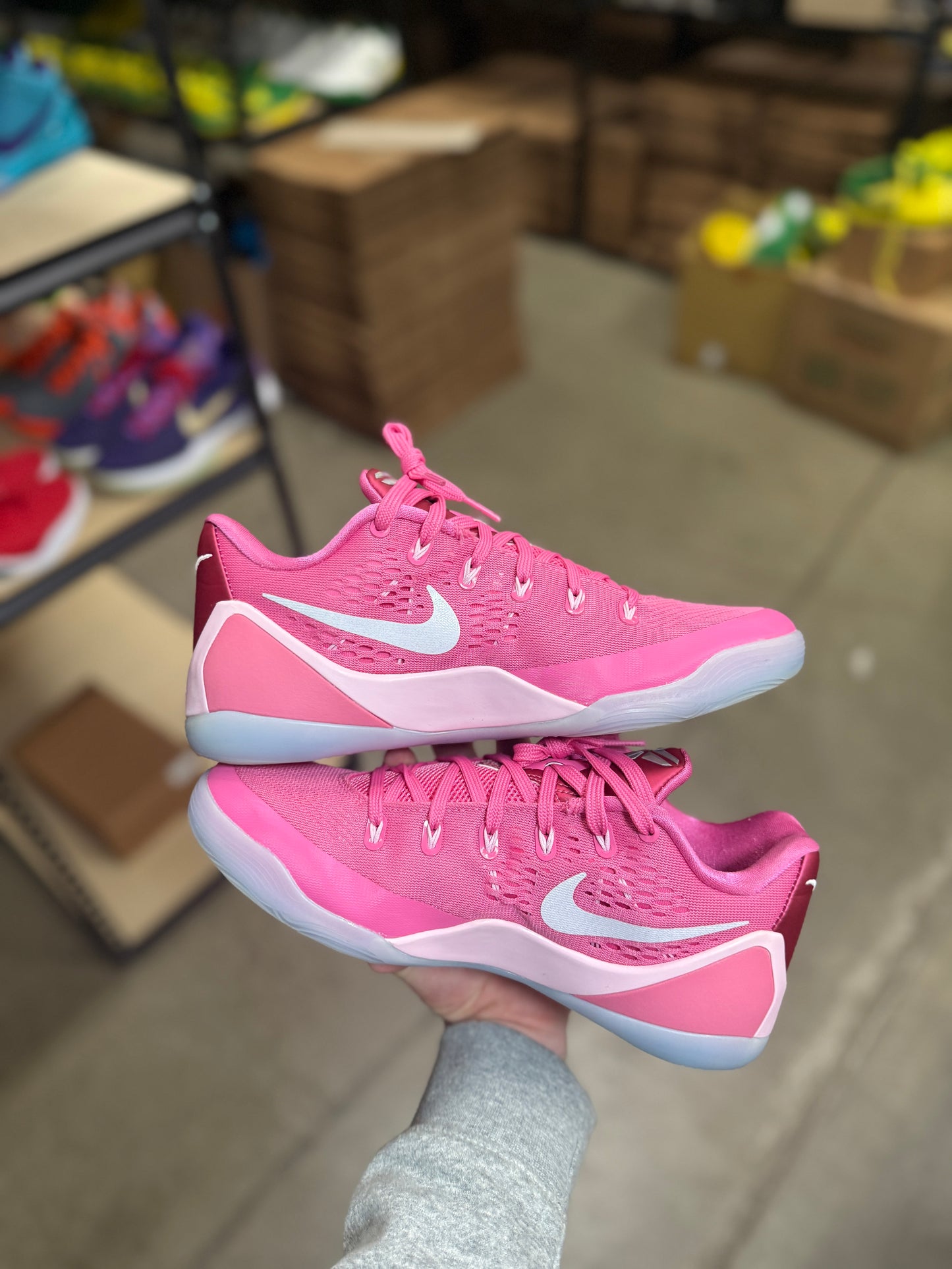 Kobe 9 Kay Yow (8.5)