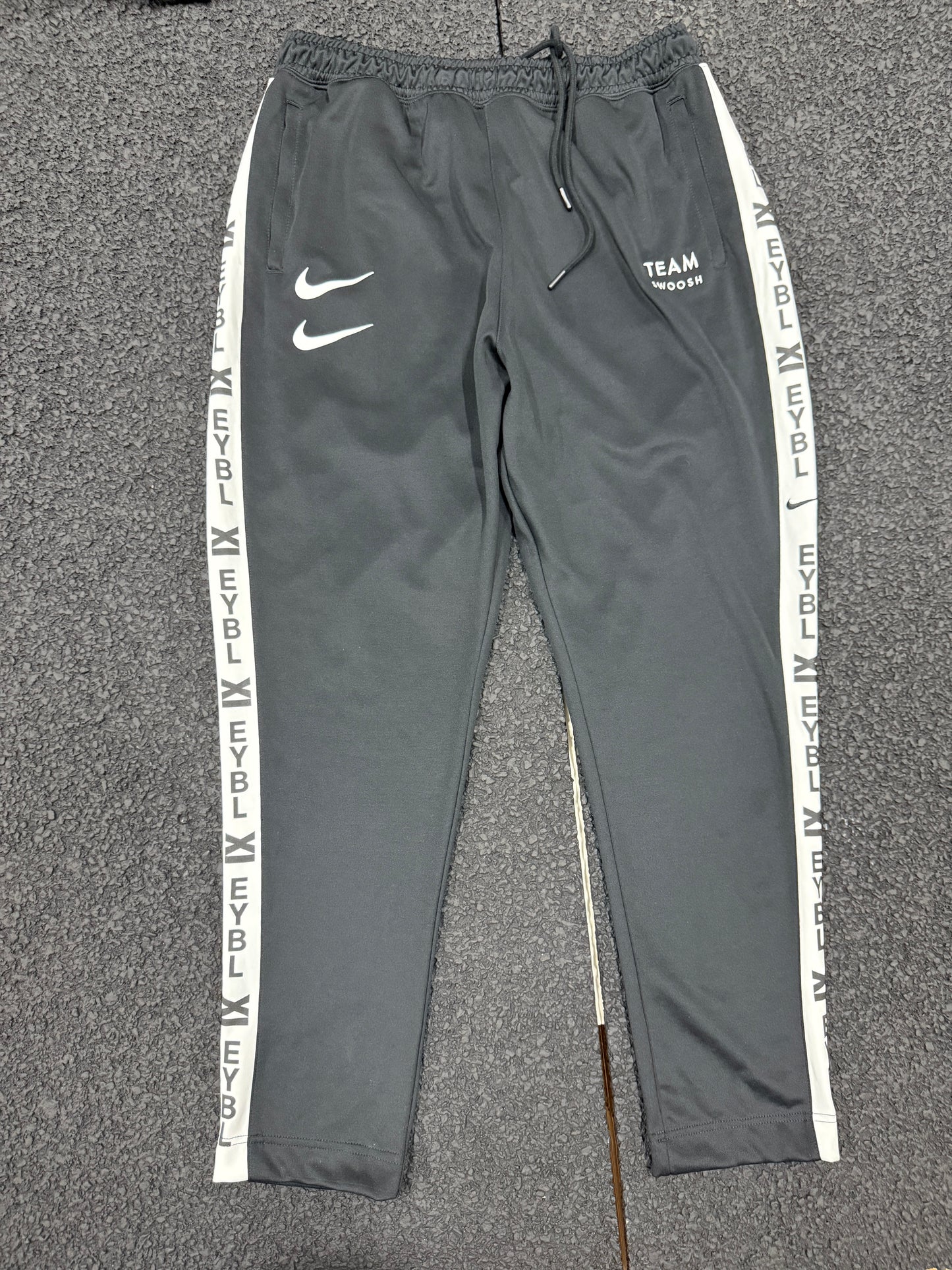 Eybl sweats (XL)
