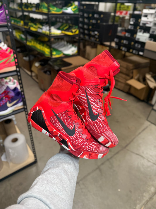 Kobe 9 OG Christmas (12)