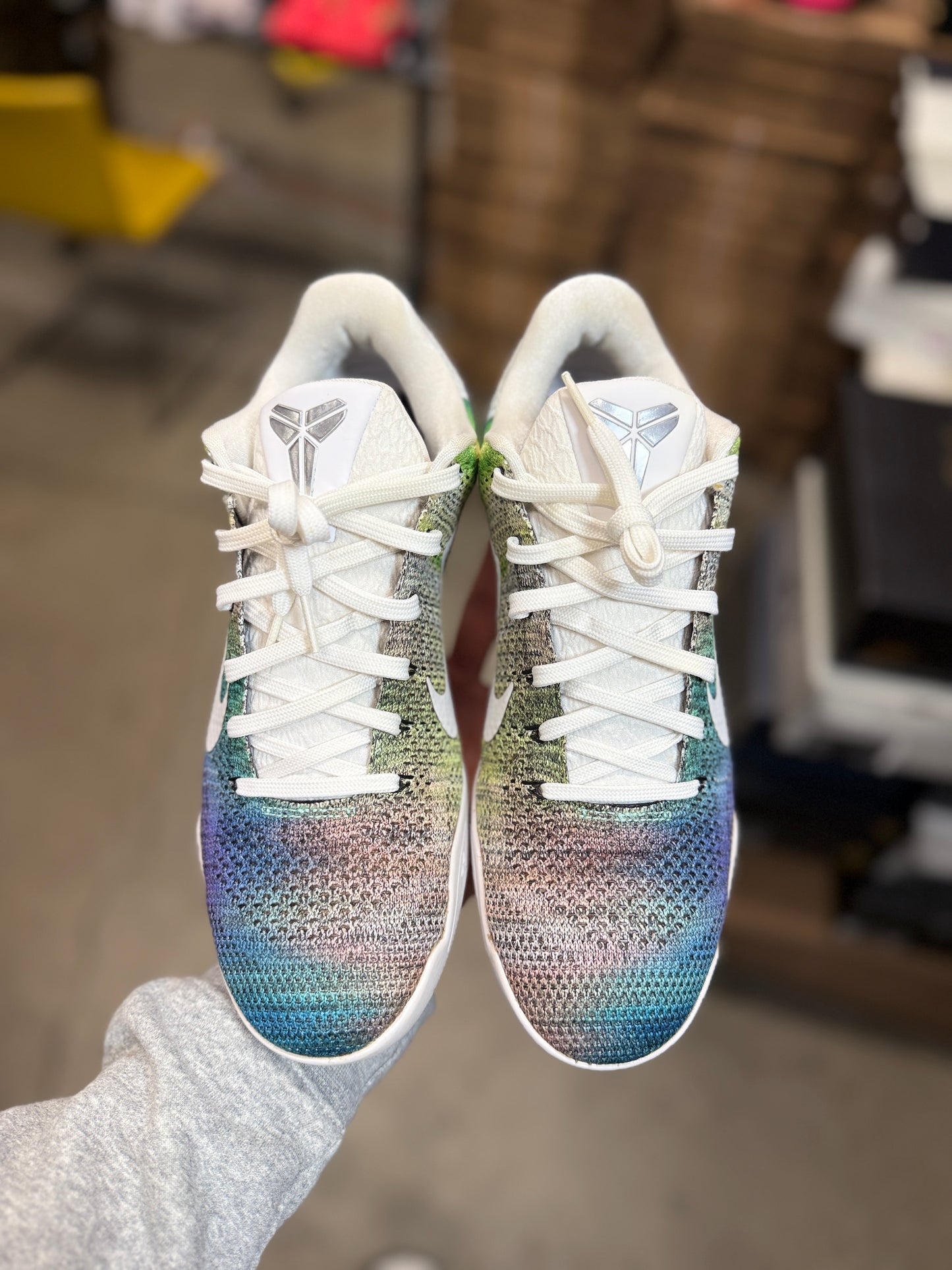 Kobe 11 Northern lights (10.5)
