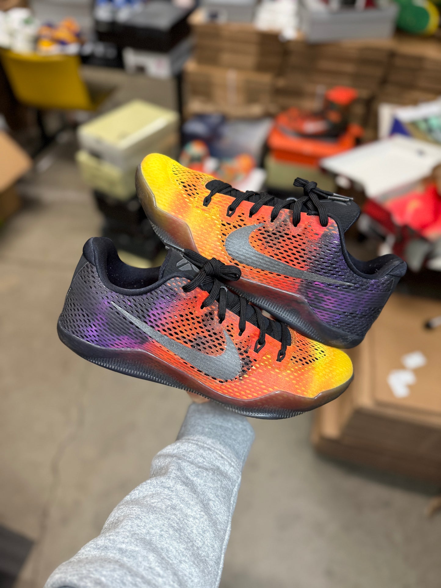 Kobe 11 Sunset (11.5)
