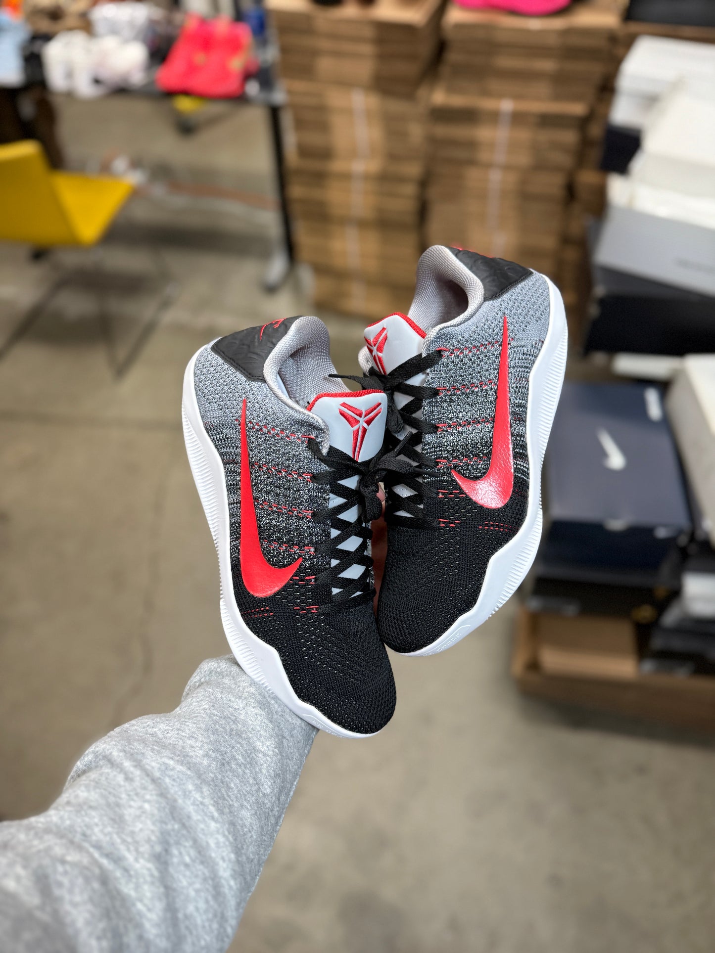 Kobe 11 Tinker (10.5)