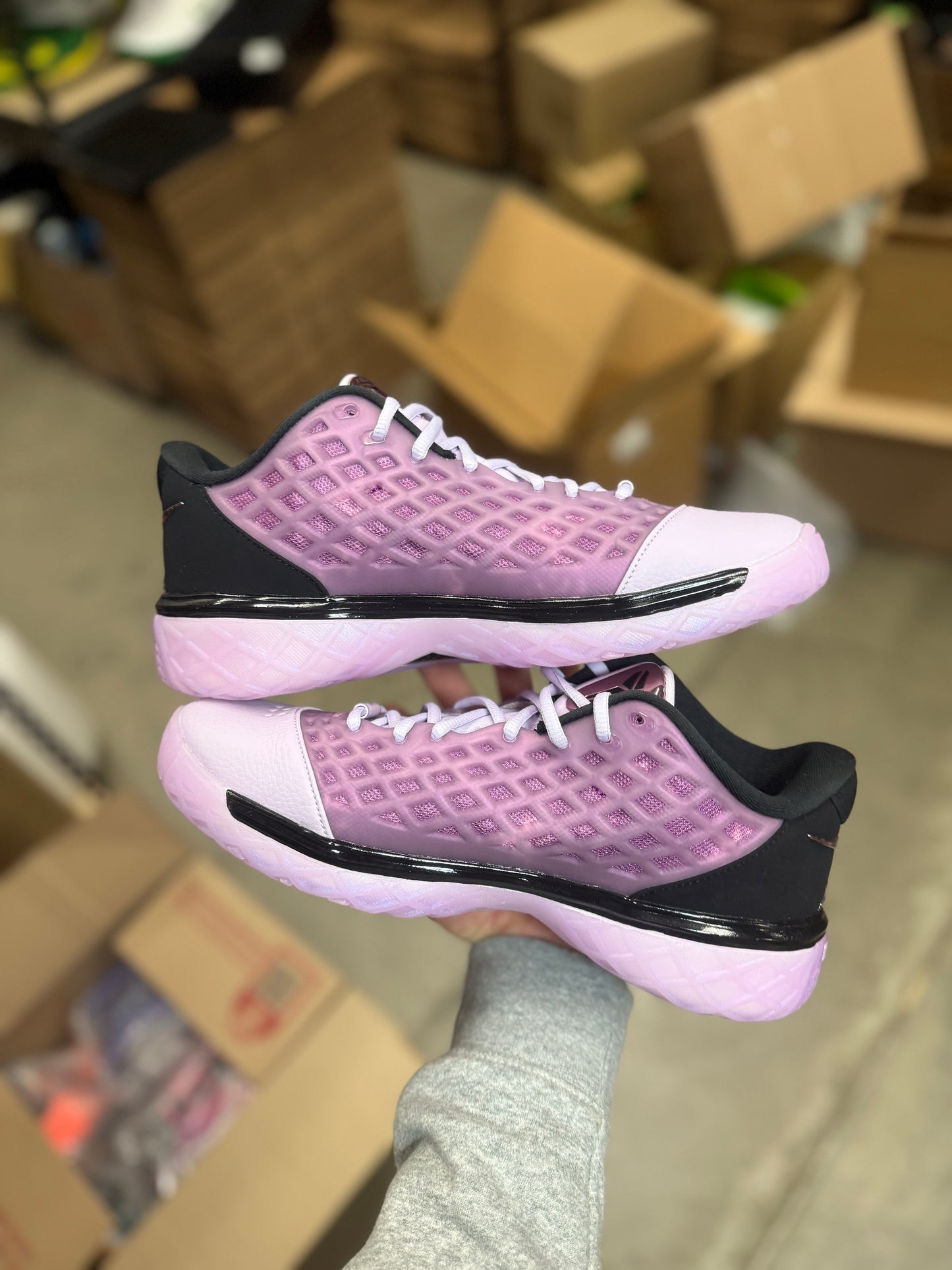 Kobe 3 Pink Quartz (9.5,12,13)