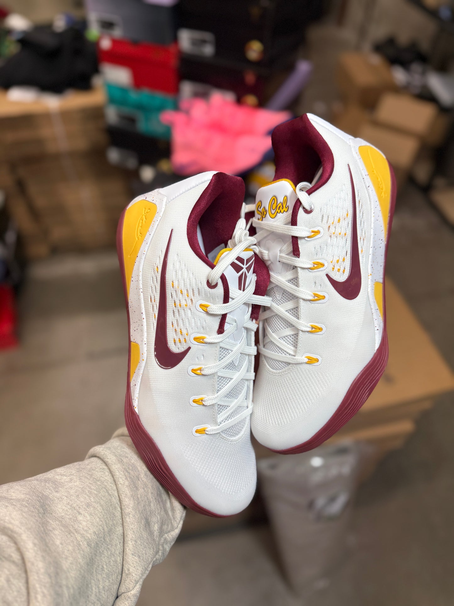 Kobe 9 USC PE (size 12)